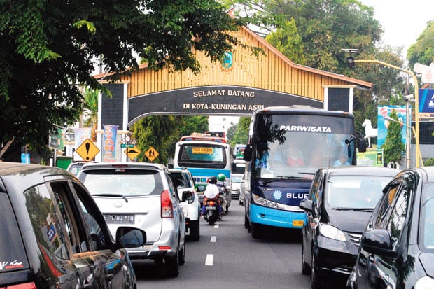 Jalanan Kembali Lancar,...