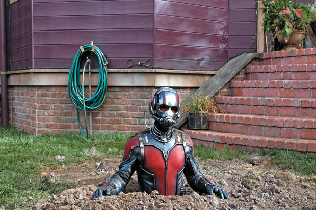 Anomali Film Marvel