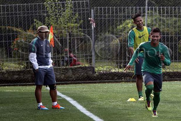 Duo Persib Bandung Legawa...