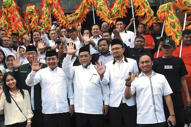 Tiga Pasang Calon Siap...