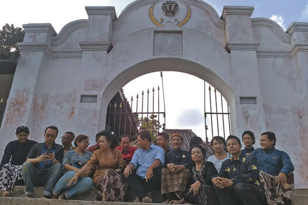 Kerabat Pakualaman Doakan...