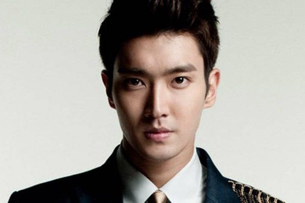 Siwon Suju Ditawari...