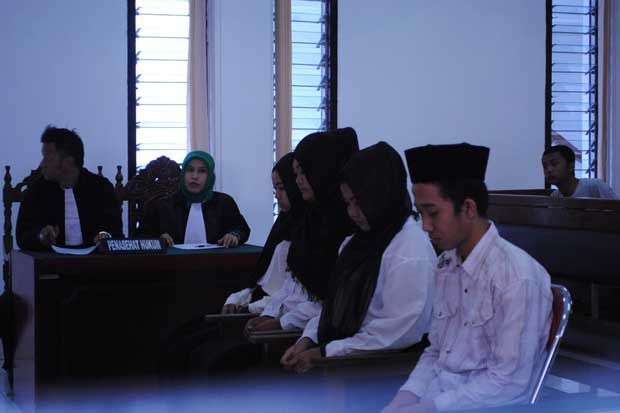 Divonis 3 sampai 4,5...