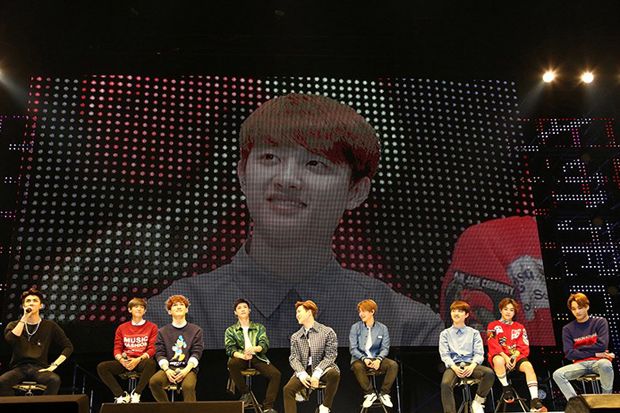EXO Channel Tandai Debut...