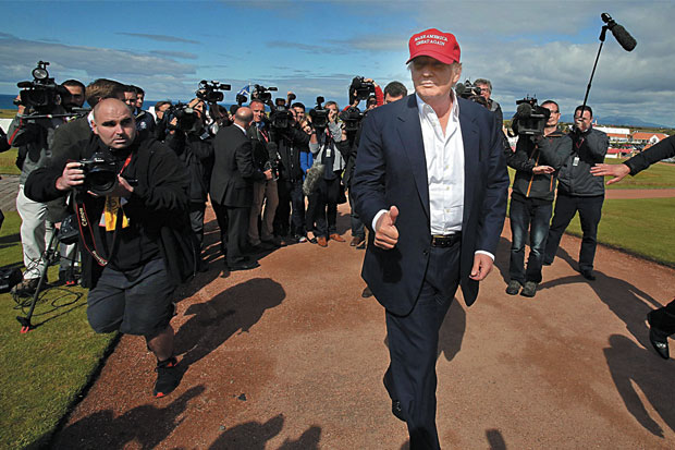 Dukungan atas Trump...