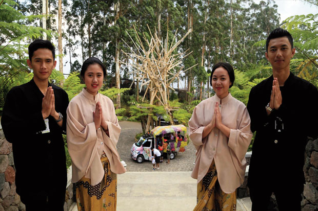Harmoni Ekowisata dalam...