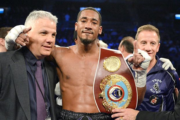 WBO Tarik Sabuk Juara...