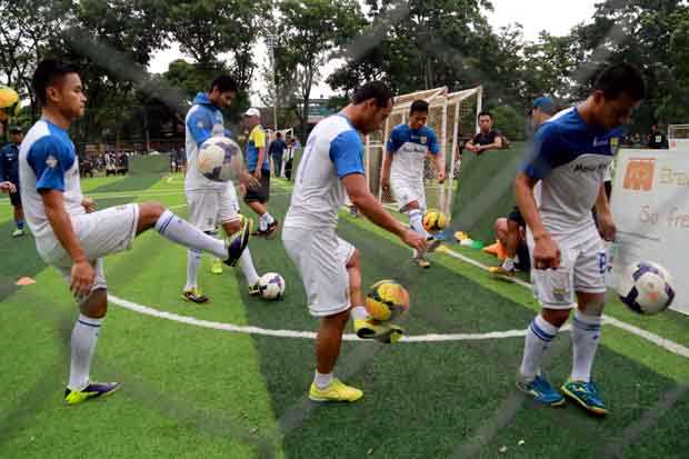 Tatap Arema, Persib...