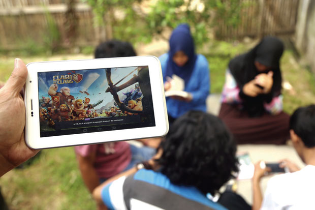 Membangun Dinasti dengan...
