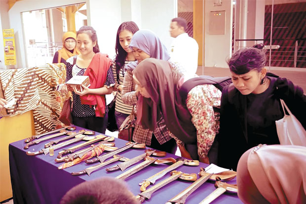 Bicara Budaya lewat...