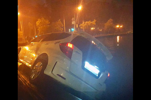 Enam Kecelakaan, Honda...