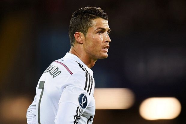 Ronaldo Bongkar Kehidupan...