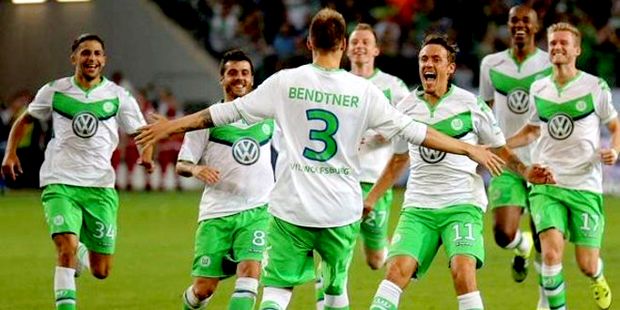 Bendtner Si Pengubur...