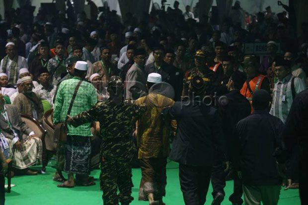 Perilaku PBNU dan Panitia...