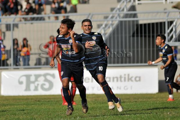 Arema Gondol 5 Trofi...