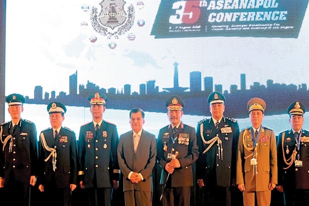 Kepolisian ASEAN Perkuat...