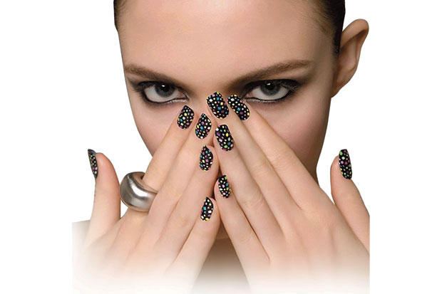 Nail Art, Artistik Kecantikan