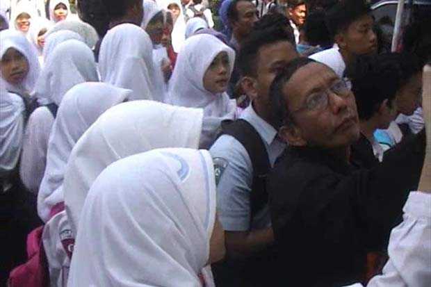 Miris, Usai MOS 80 Siswa...