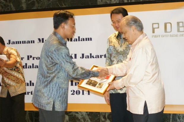 KPK Tahan Eks Bos Hutama...