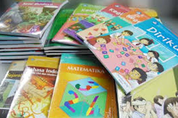 Buku Kurikulum Tak Merata