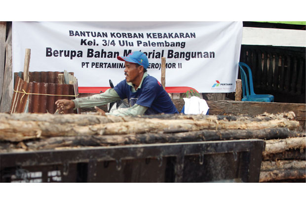 Salurkan CSR untuk Bangun...