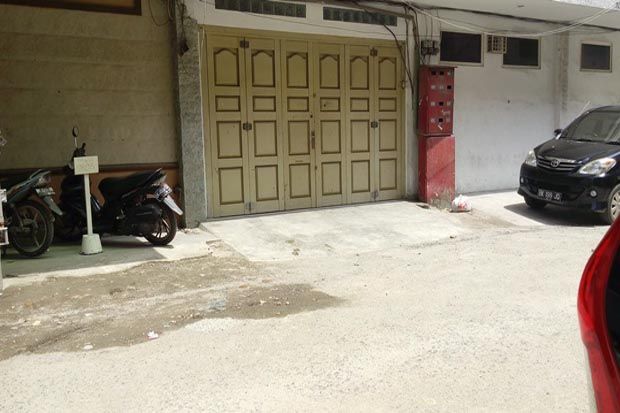 Polisi Amankan 11 WNA...