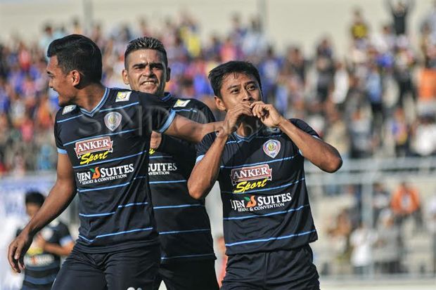 Arema Butuh Skuat Terkuat...