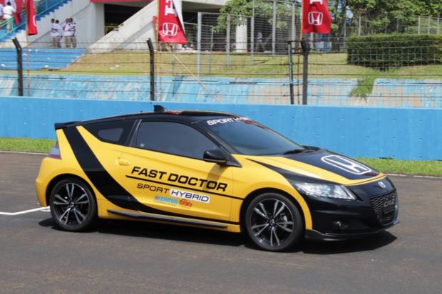 Honda CR-Z Kembali Tampil...