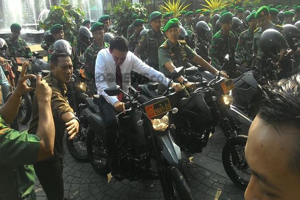 Pemprov DKI Berikan...