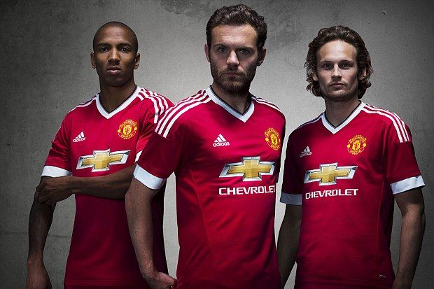 Jersey Baru Manchester...