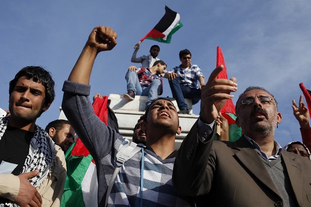 Hamas Serukan Perang,...