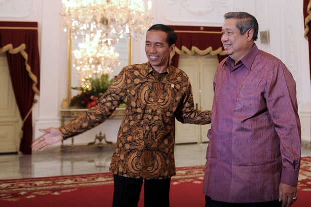 Jokowi Jangan Lempar...