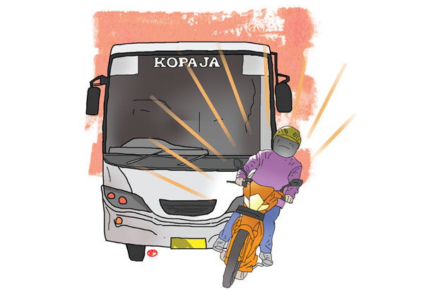 Keluar Busway, Pengendara...