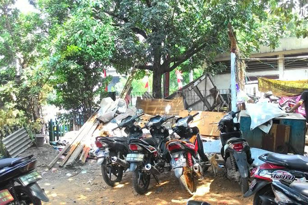 Usai Bentrok, Pos Pemuda...