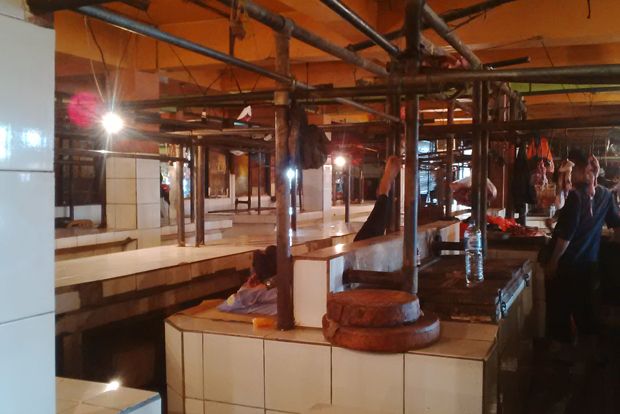 Tak Untung, Pedagang...