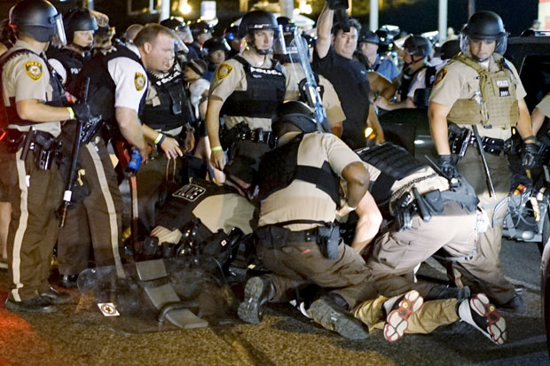 Demonstrasi di Ferguson...