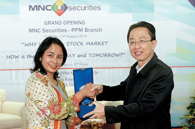 MNC Securities Bidik...