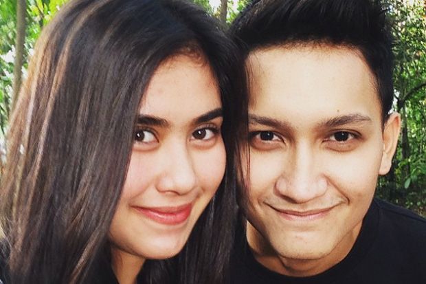 Syahnaz dan Juan Pilih...