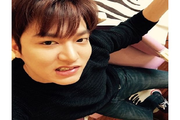 Lee Min Ho Dicegat Penggemar...