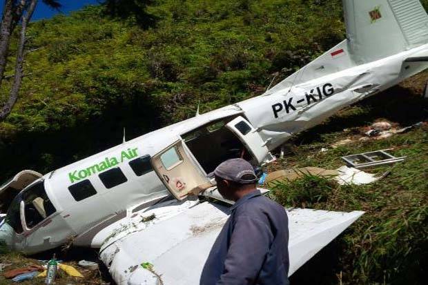 Pilot dan 2 Penumpang...
