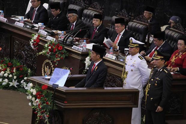 Jokowi Kritik Media...