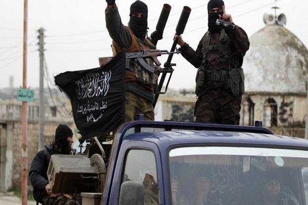 Al-Qaeda Bebaskan 7...