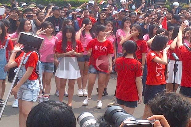Sambut HUT RI ke-70,...