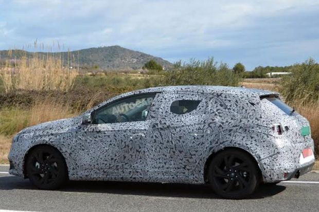 New Renault Megane Lakukan...