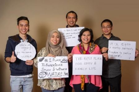 Mahasiswa Indonesia...