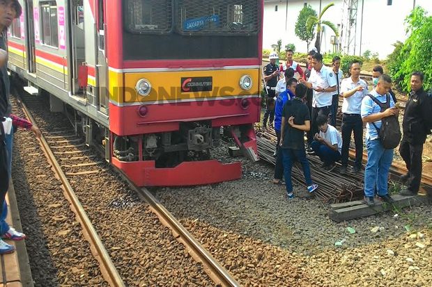 Perjalanan KRL Commuter...