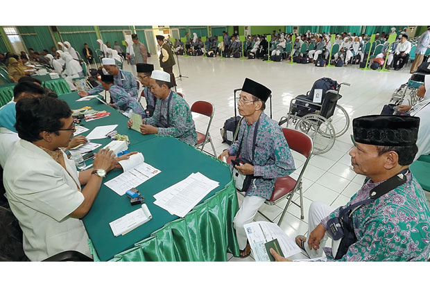 Jamaah Haji Ditempatkan...