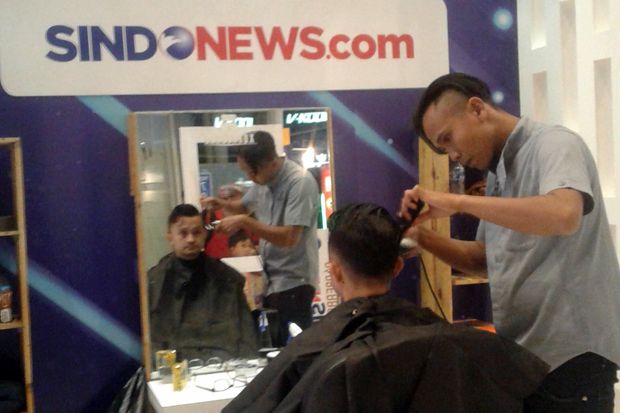 Mau Ubah Gaya Rambut...