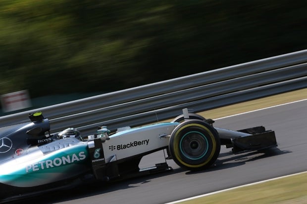 Gearbox Rusak, Rosberg...