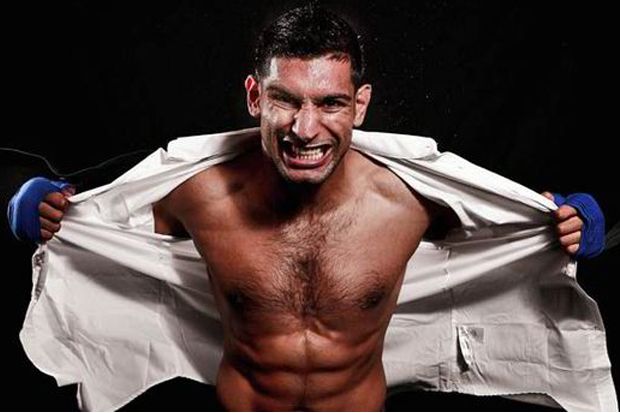 Khan Anggap Mayweather...